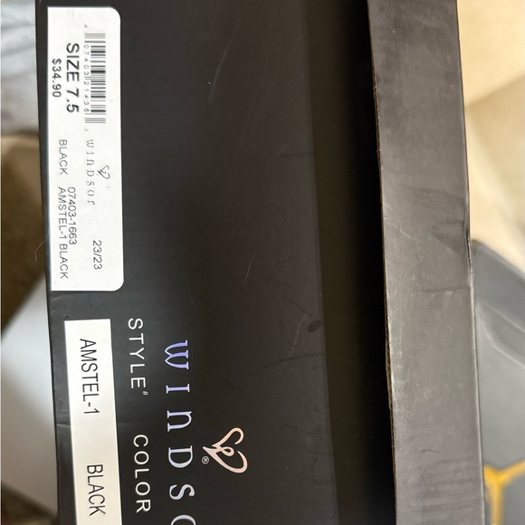 Windsor Boots - Picture 3 of 3